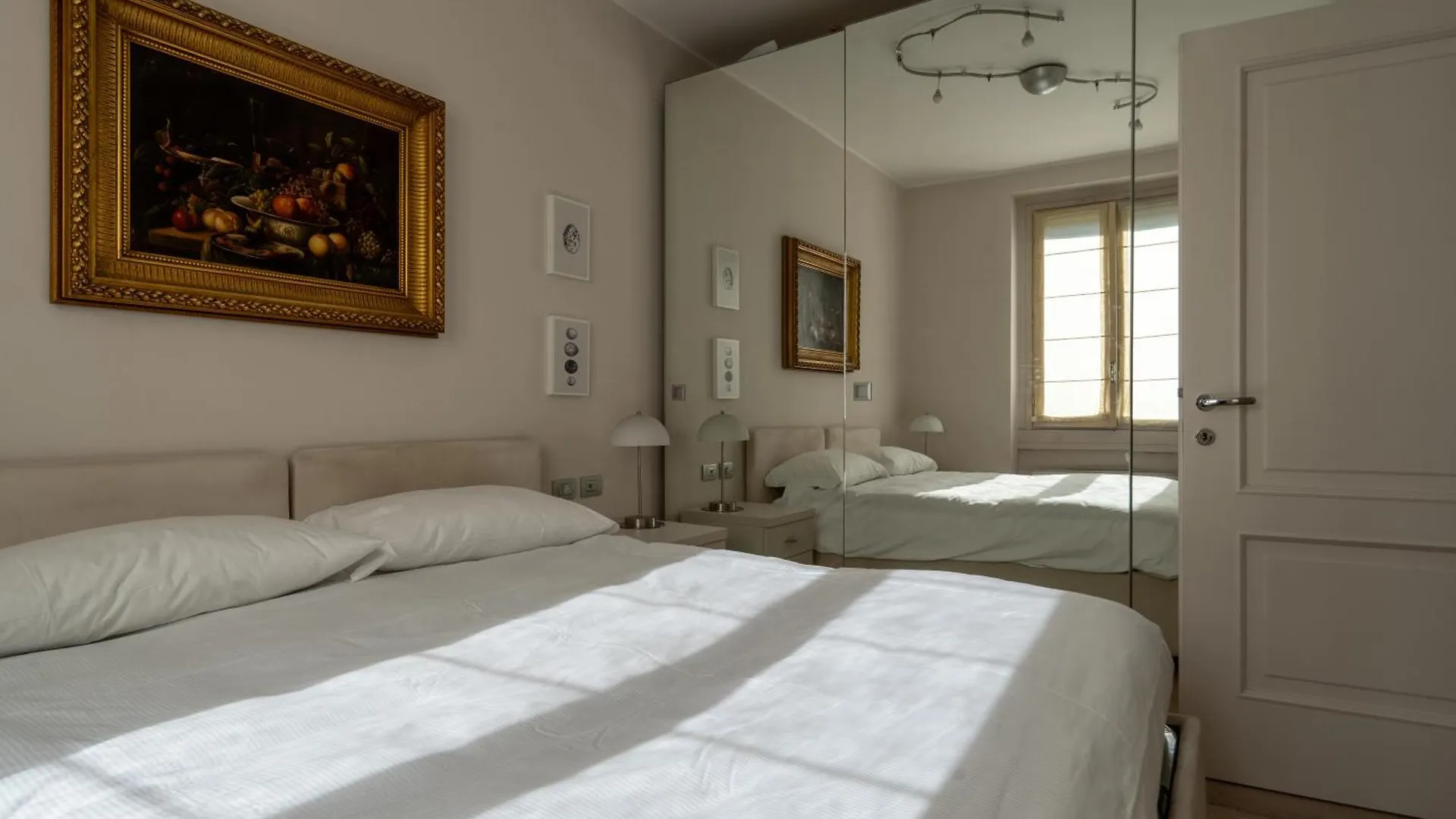 Repubblica Premium Apartment Mediolan