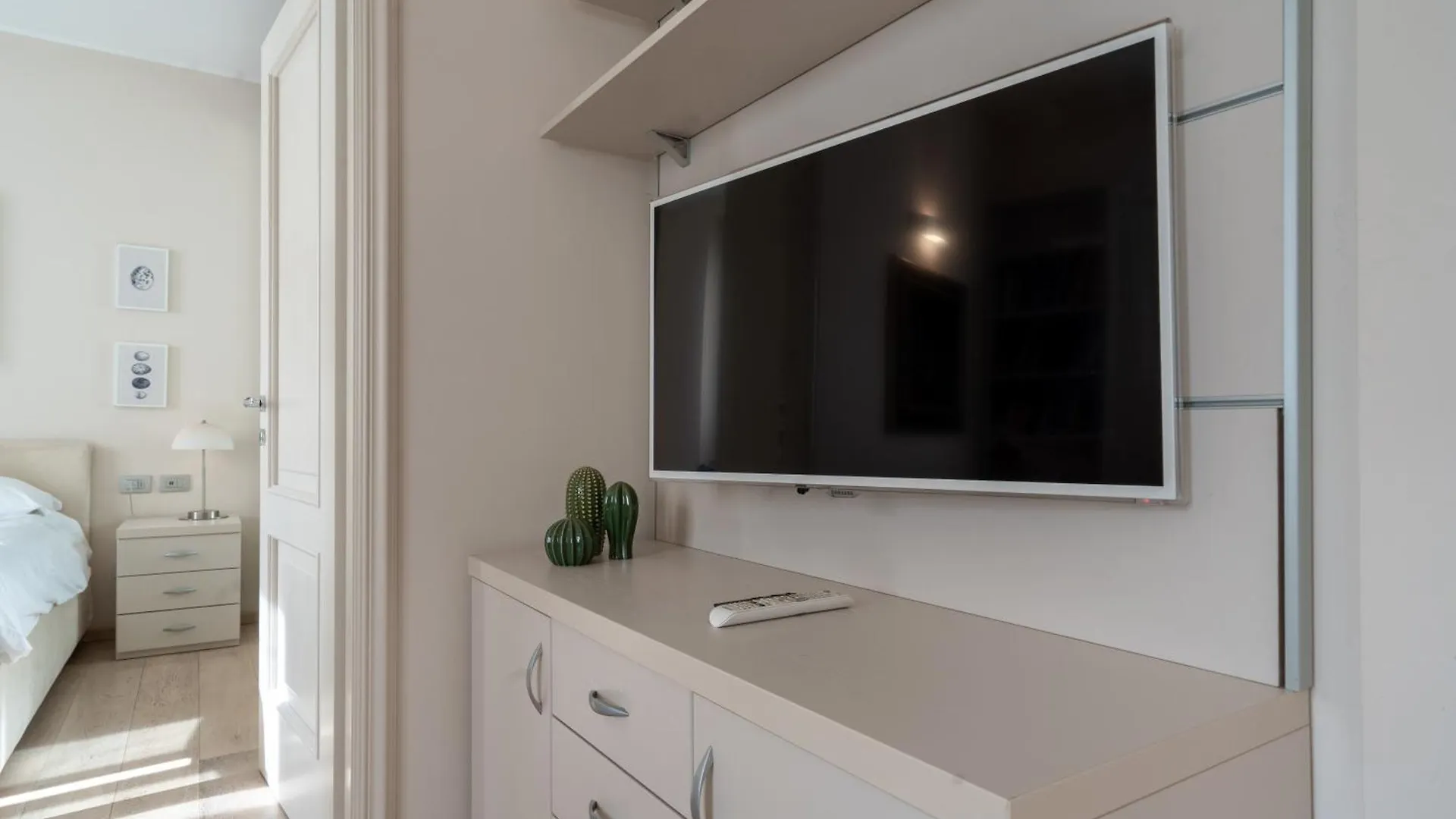 Repubblica Premium Apartment Mediolan Włochy